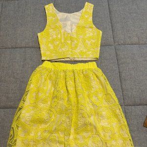 Lucy Paris yellow lace skirt set, small